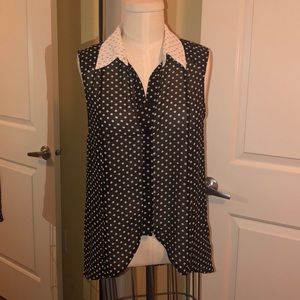 Polka dot sheer shirt with contrast collar